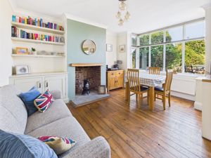 Dining Room- click for photo gallery